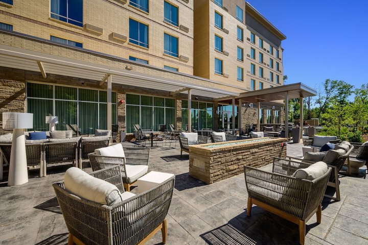 Courtyard by Marriott Raleigh Cary Crossroads