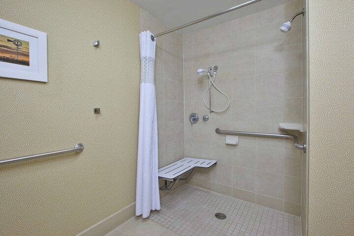 Room 5 of 25