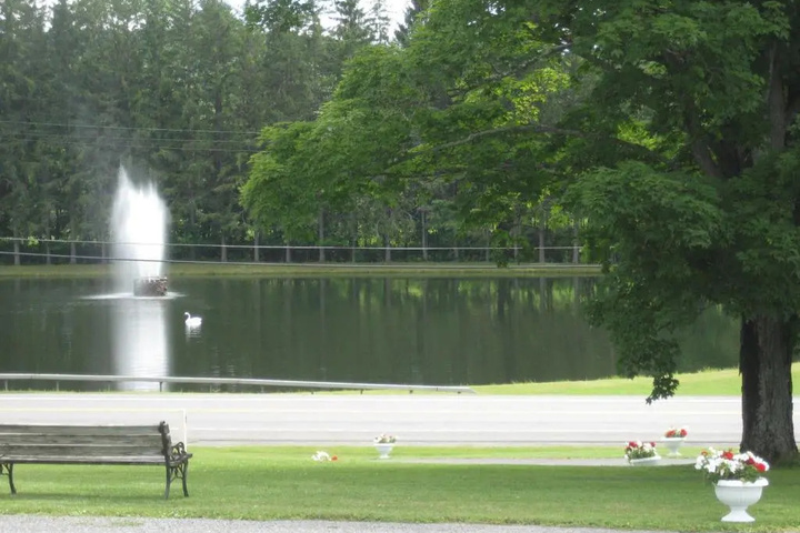 Fountain View Motel
