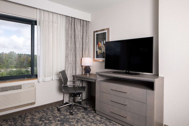 Embassy Suites by Hilton Portland Maine