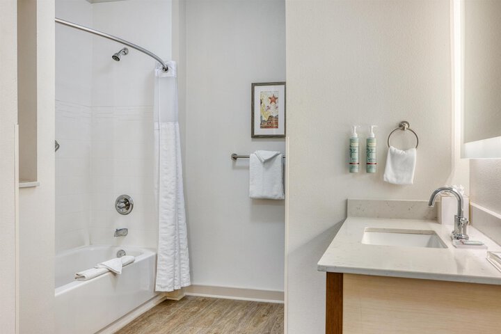 Best Western Bandera Suites & Saloon