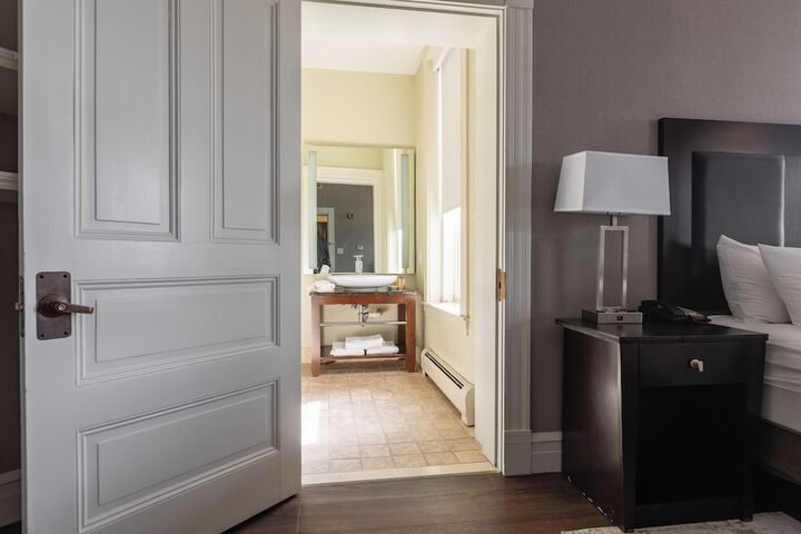 Room 43 of 101