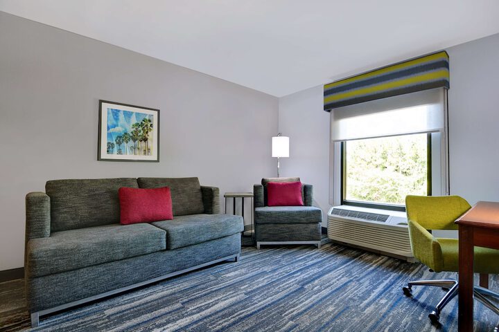 Room 18 of 42