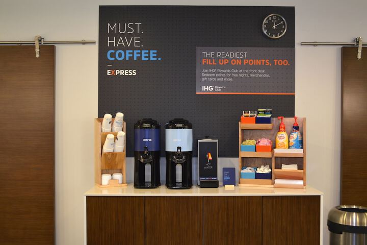 Holiday Inn Express & Suites Miami - Hialeah by IHG