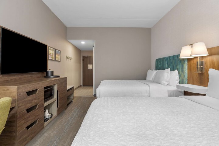 Room 16 of 37