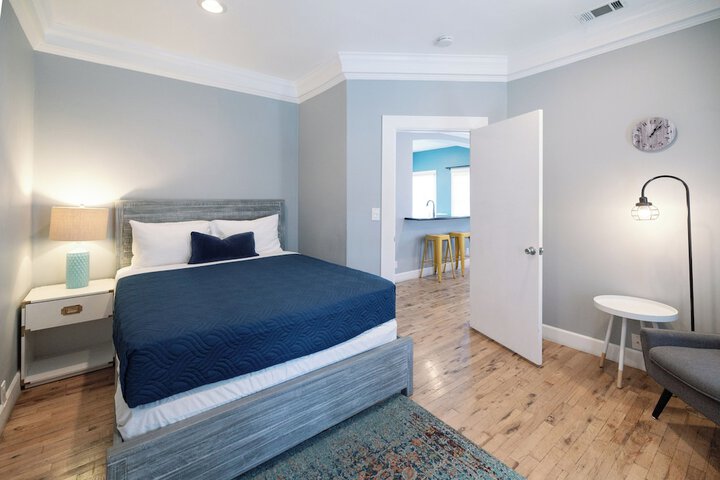 Room 115 of 151