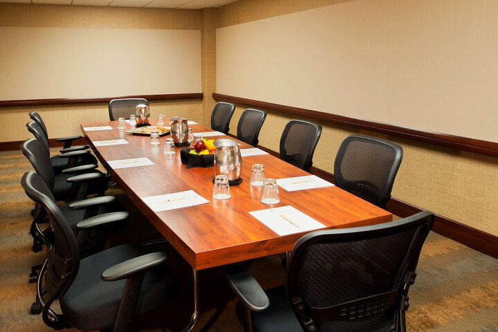 DoubleTree by Hilton Hotel St. Louis - Chesterfield