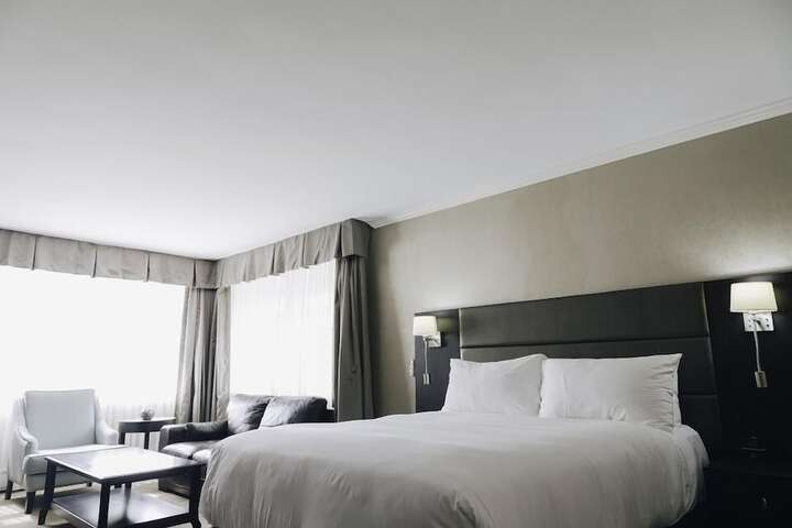 Room 26 of 43