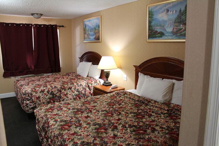 Room 24 of 28