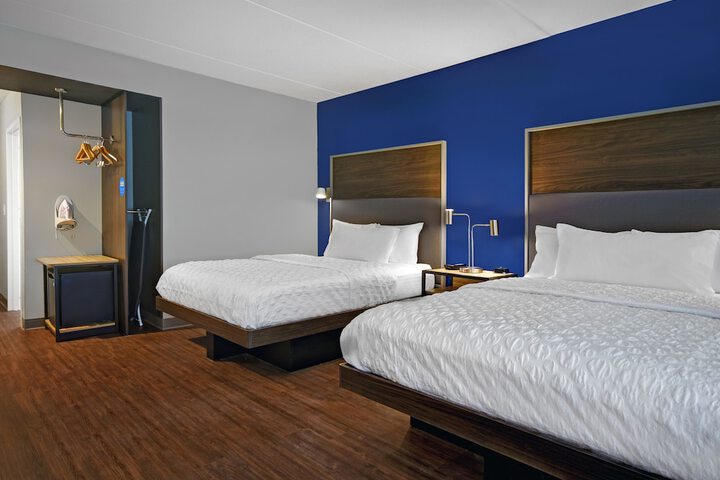 Room 14 of 51