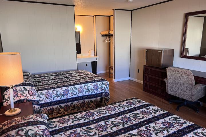 Room 17 of 53