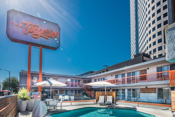 The Tangerine - a Burbank Hotel