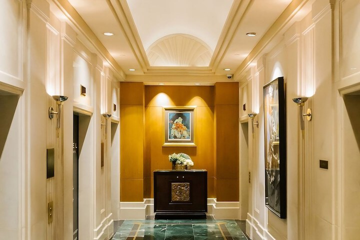 Hotel Interior 7 of 58