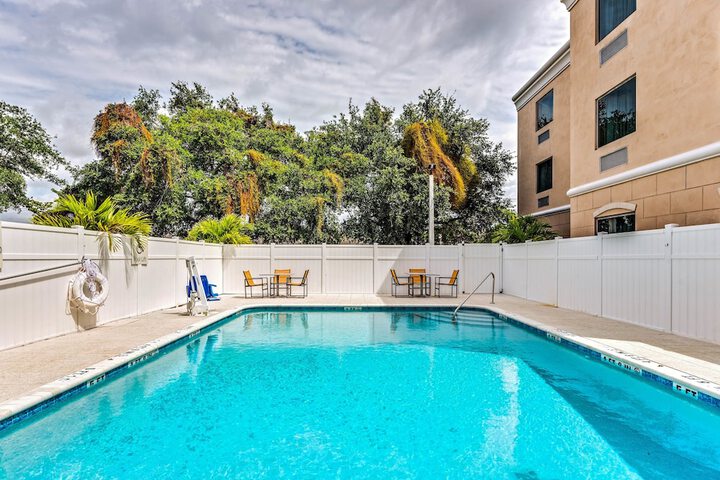 Pool 7 of 34