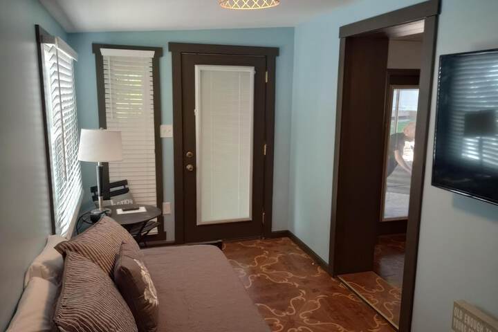 Elk River Hotel