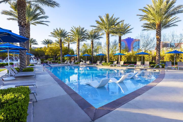 Club Wyndham Desert Blue