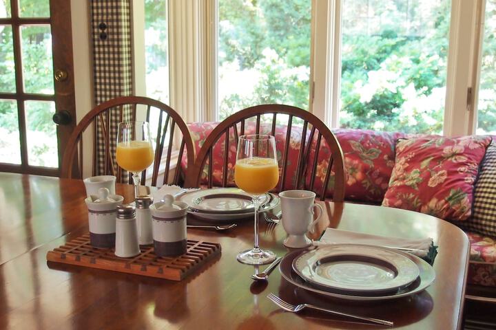 Admiral Peary Inn Bed & Breakfast
