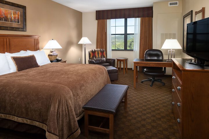 Room 16 of 48