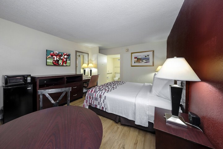 Room 29 of 33