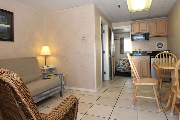 Sea Cliff House Motel