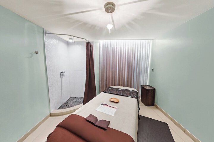 Spa 104 of 107