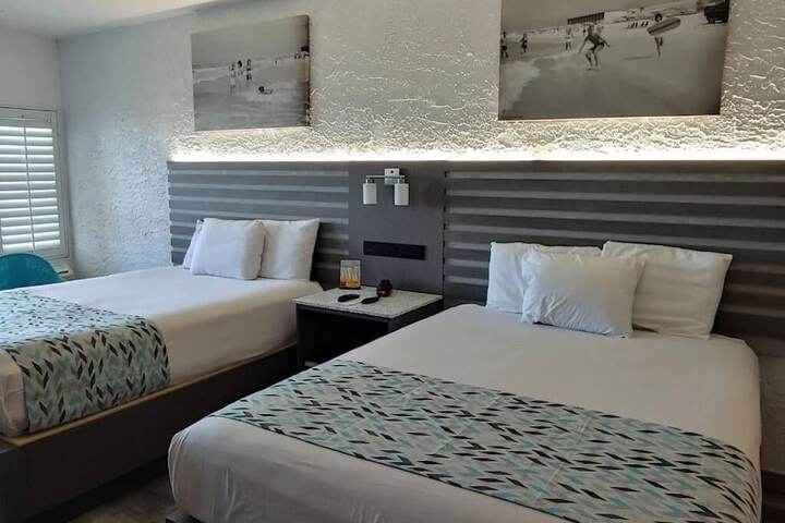 Room 16 of 34