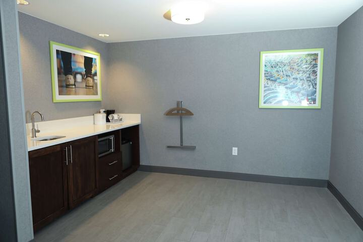 Room 20 of 36