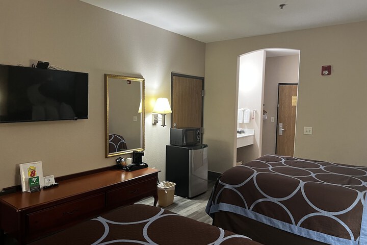 Room 25 of 45