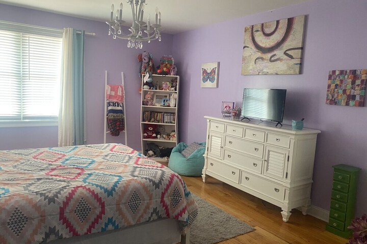 Room 54 of 77