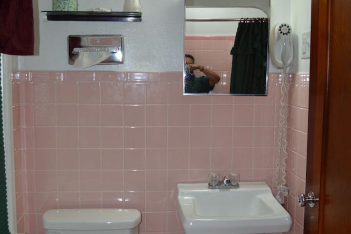 Room 14 of 22