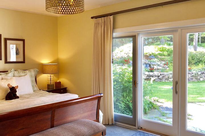 Stone Hill Inn
