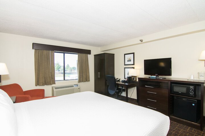 Room 31 of 76