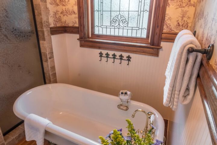 The Victoria B & B