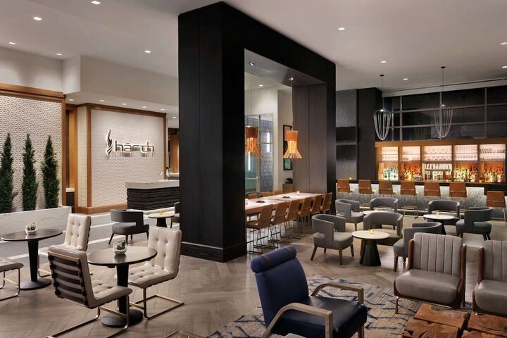 Lounge 59 of 66
