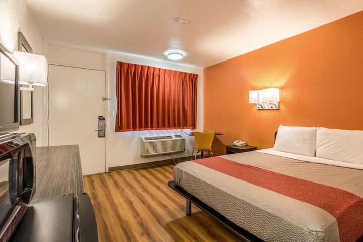 Room 20 of 41