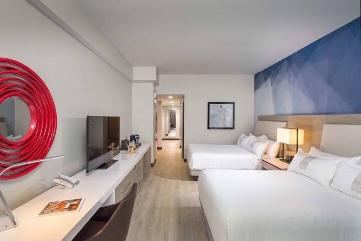 Room 40 of 92