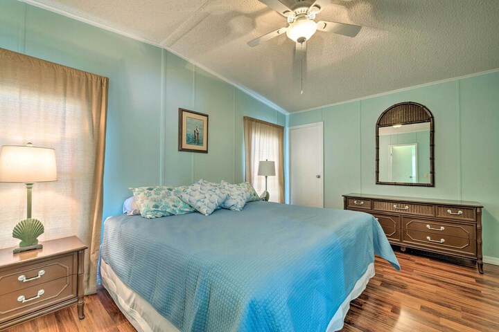 Anglers Getaway: Homosassa Home w / Boat Dock!