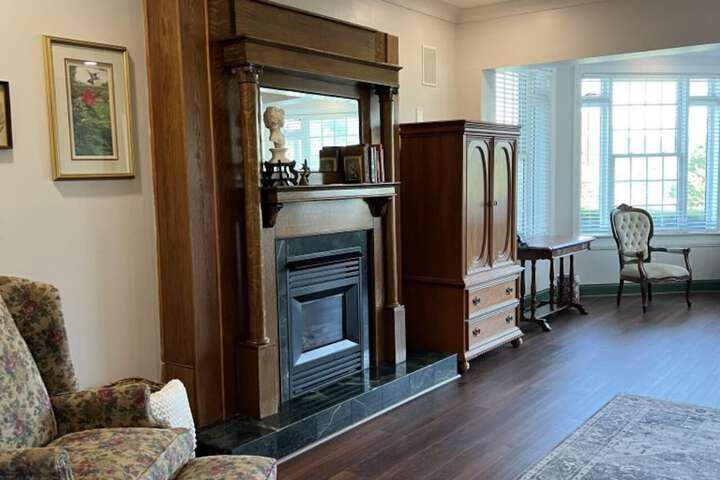Whitestone Inn