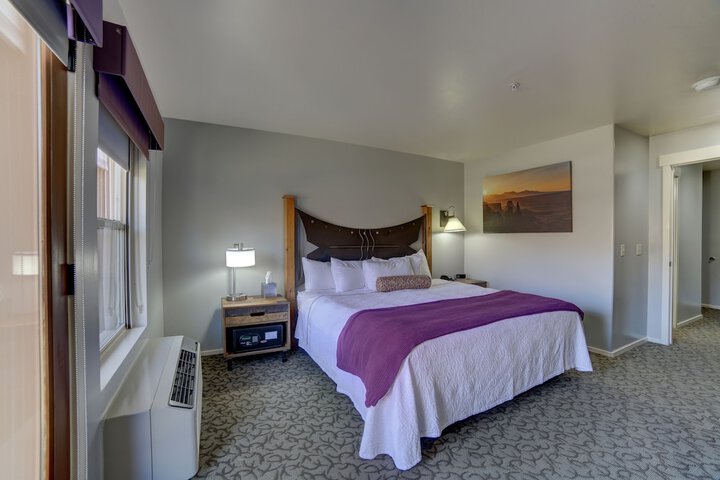 Room 43 of 72