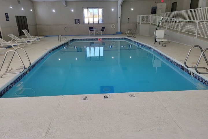 Pool 4 of 18