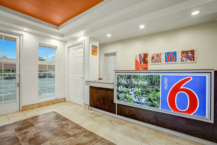 Motel 6 Marysville CA