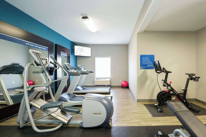 Hampton Inn Garden City