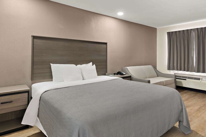 Room 35 of 45
