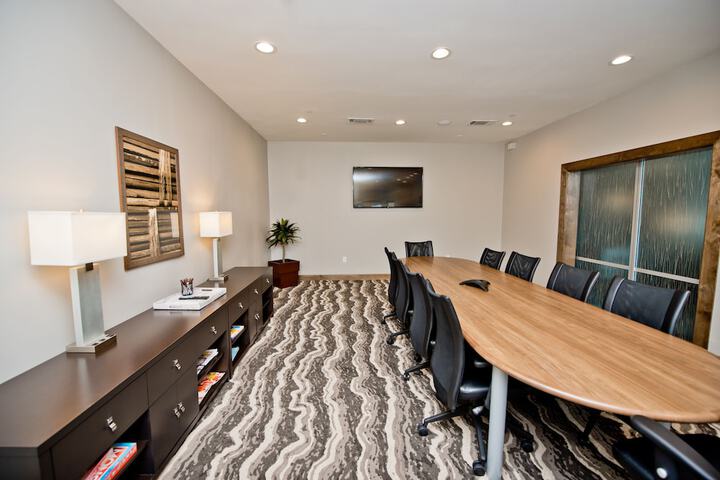 Staybridge Suites Houston - Humble Beltway 8 E by IHG