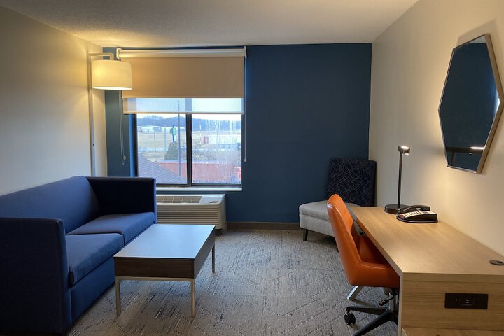 Room 41 of 55