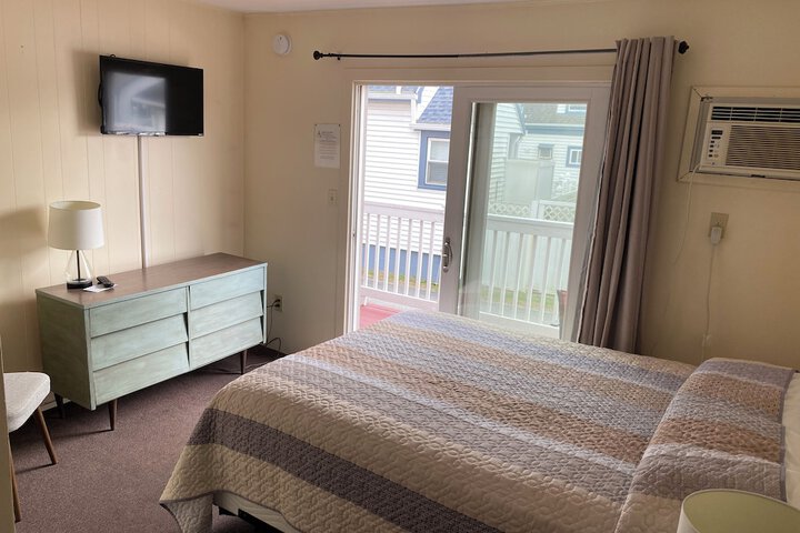 Room 62 of 90