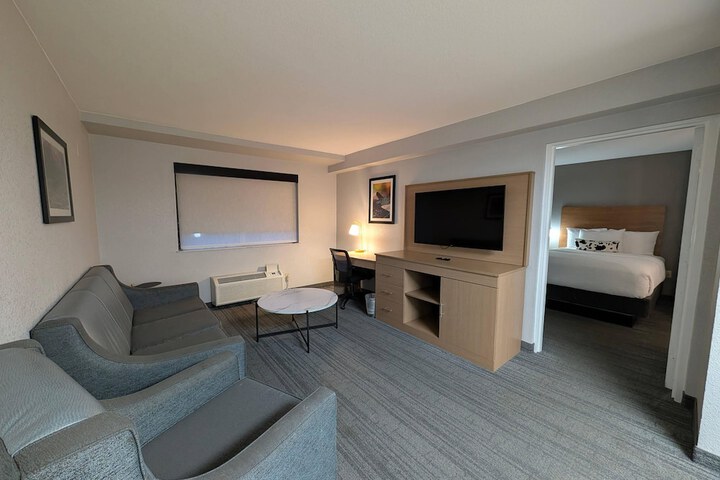 Comfort Inn & Suites Golden – Denver West