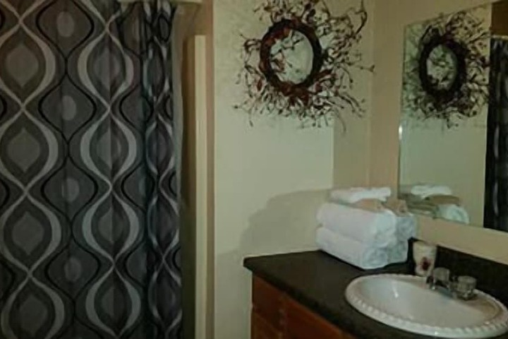 Room 9 of 26