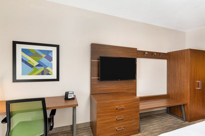 Room 35 of 50