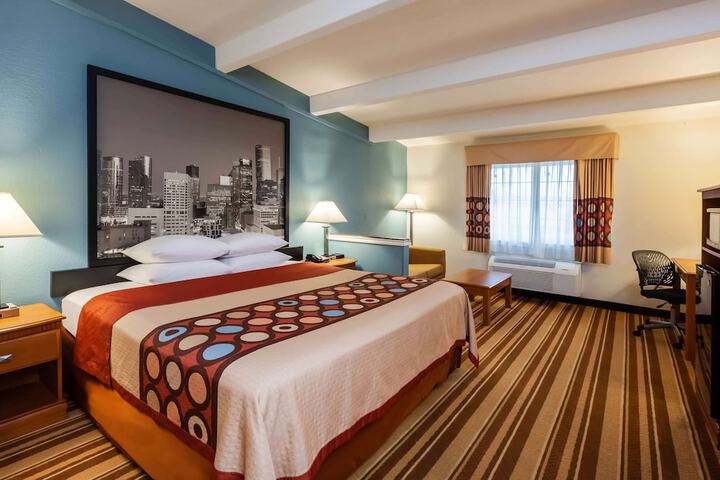 Room 29 of 46